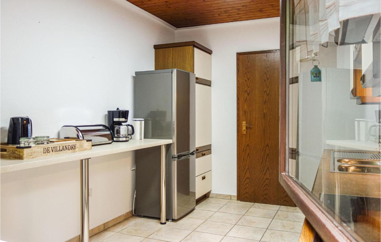 Beautiful Apartment In Dillenburg With Kitchen Exteriör bild