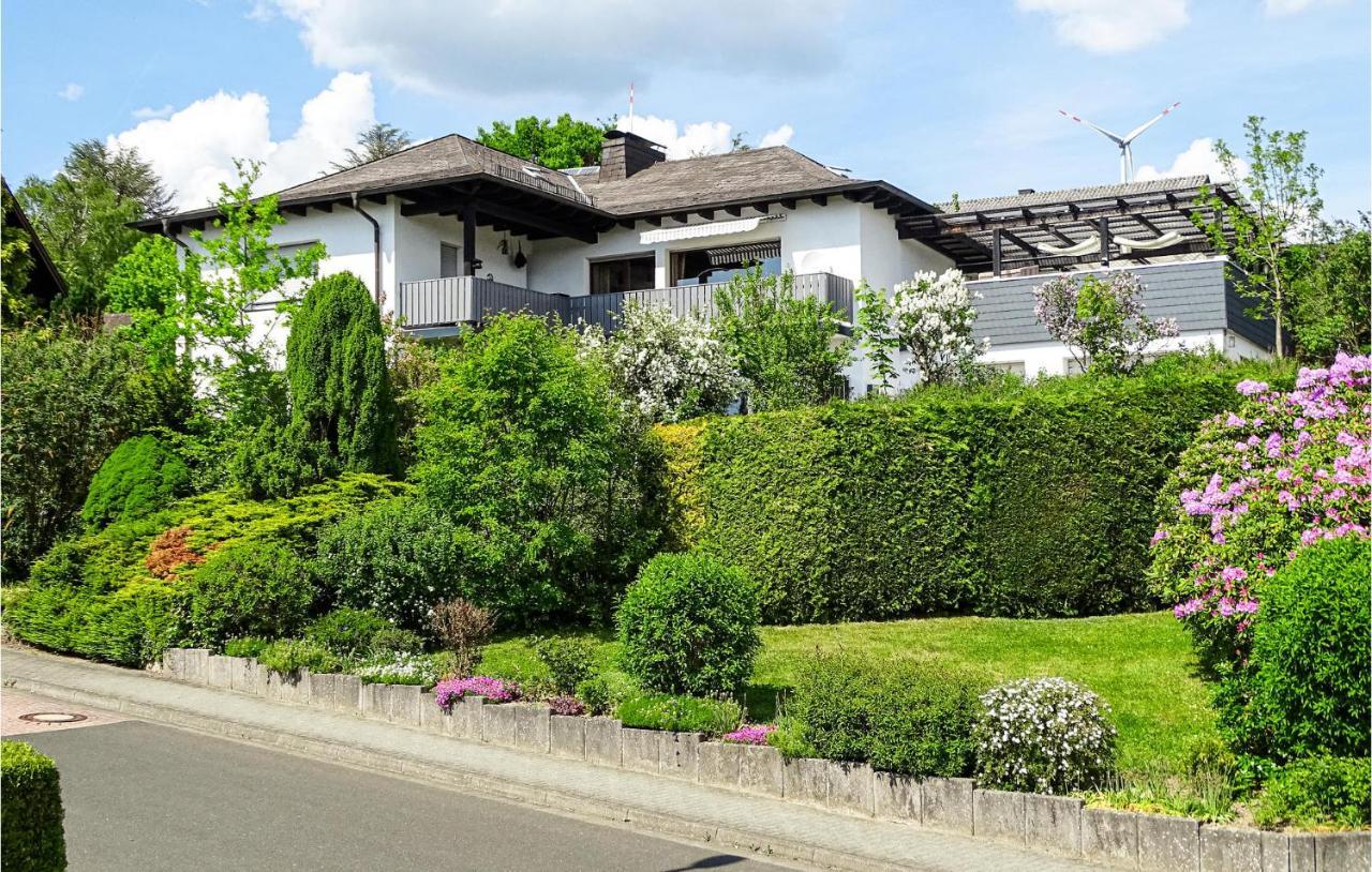 Beautiful Apartment In Dillenburg With Kitchen Exteriör bild